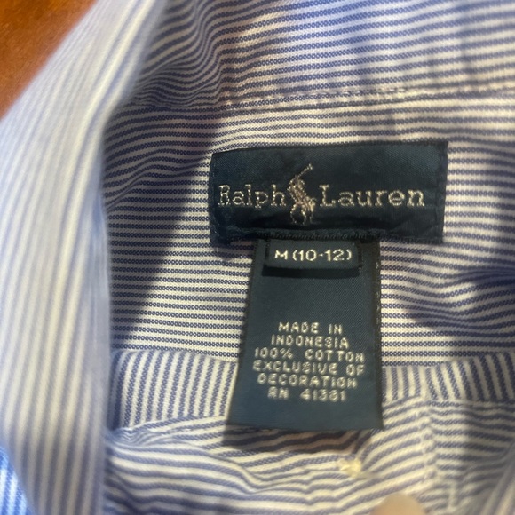 Ralph Lauren. Button down shirt. Size 10-12 boys - Picture 3 of 3